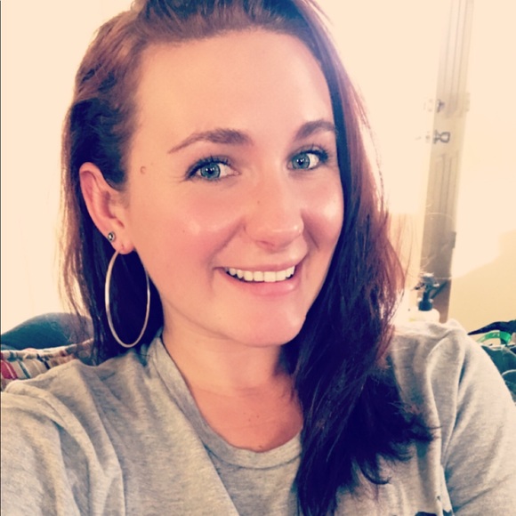 Meet your Posher, Kaylee - Picture 1 of 1